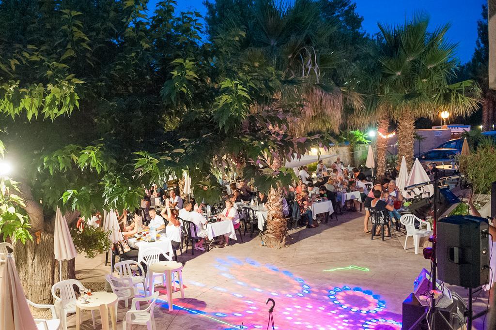 Lodges Mediterranee 旺德雷 外观 照片